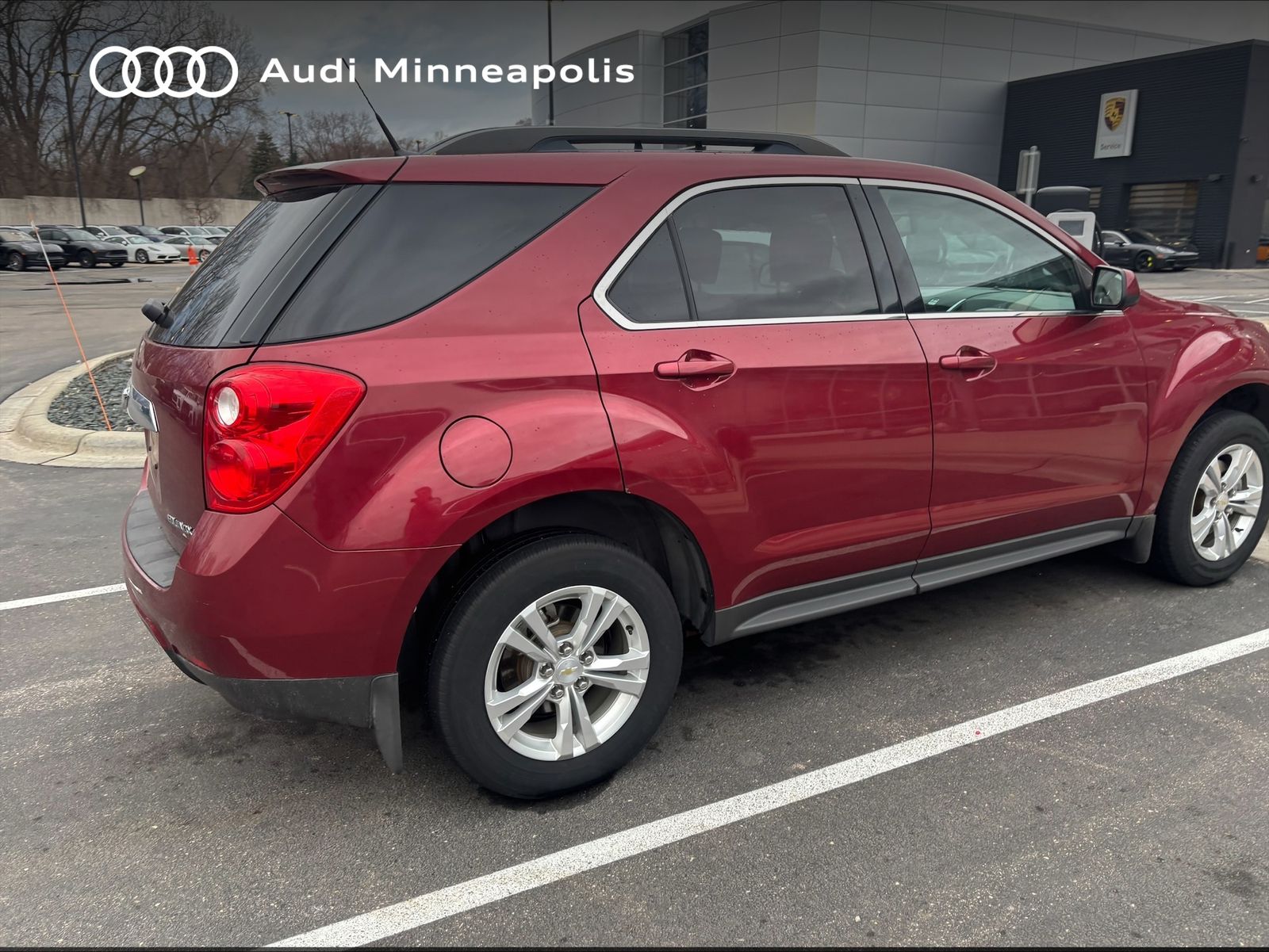 Thumbnail: 2011 Chevrolet Equinox - 10