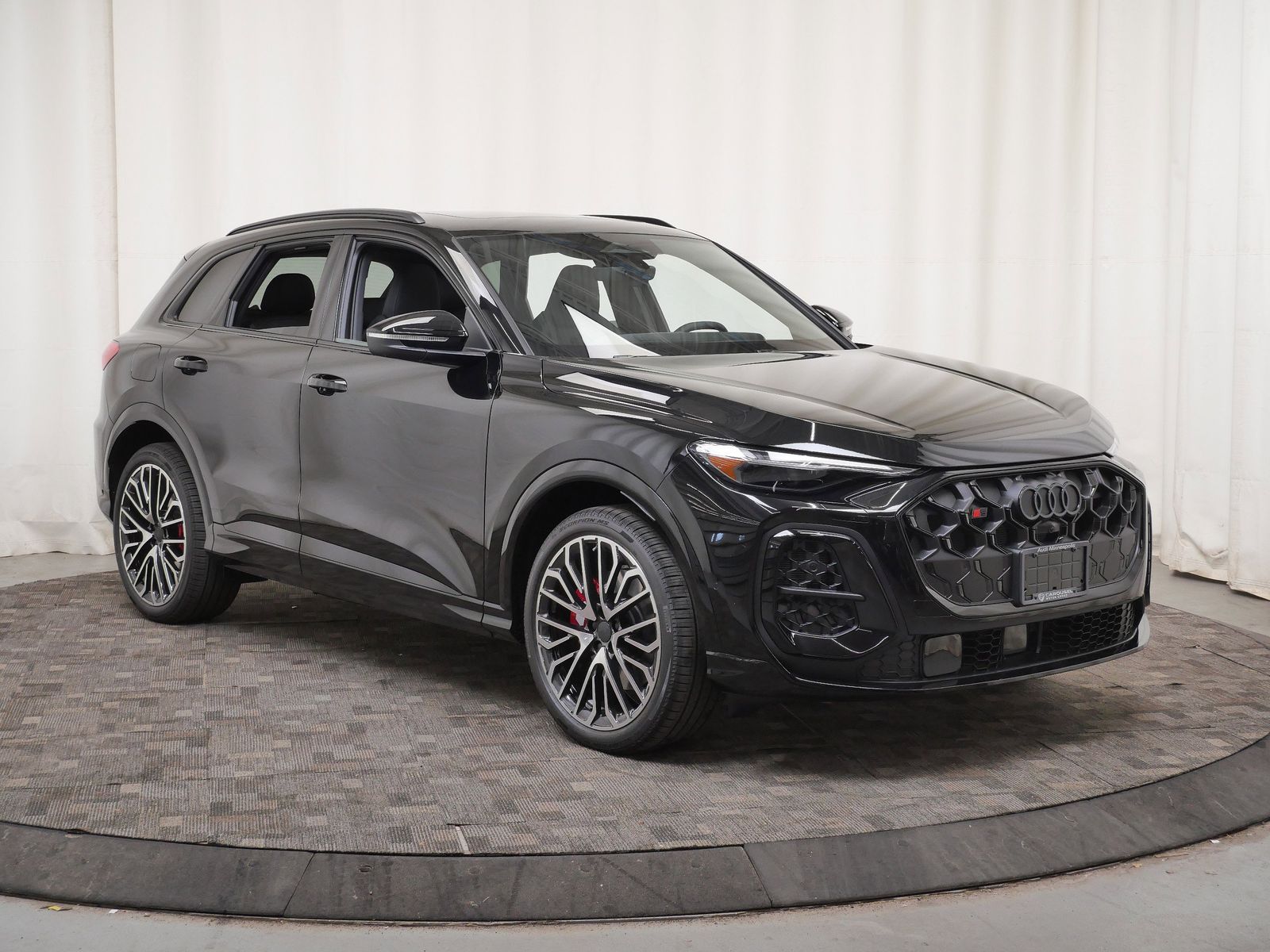 Thumbnail: 2026 Audi SQ5 - 8
