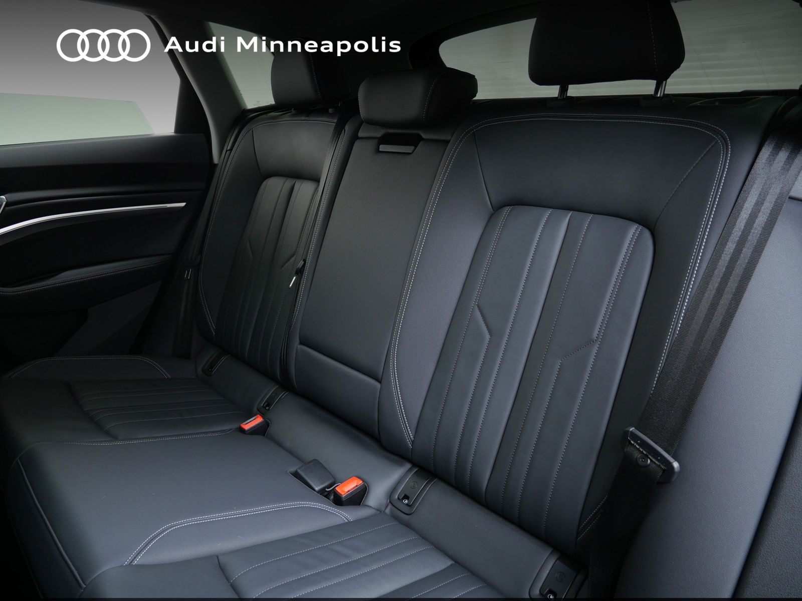 Thumbnail: 2024 Audi Q8 e-tron - 16