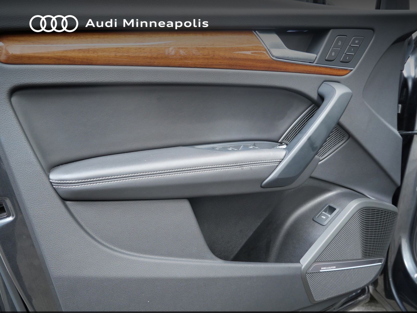 Thumbnail: 2023 Audi Q5 - 12