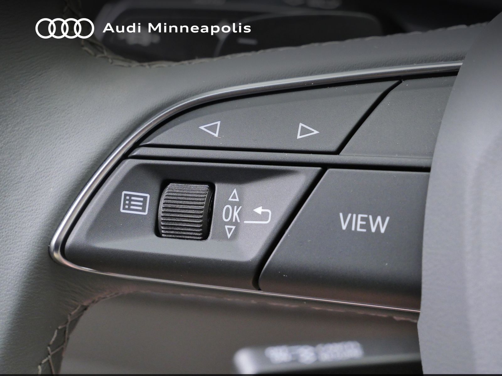 Thumbnail: 2023 Audi Q8 - 22