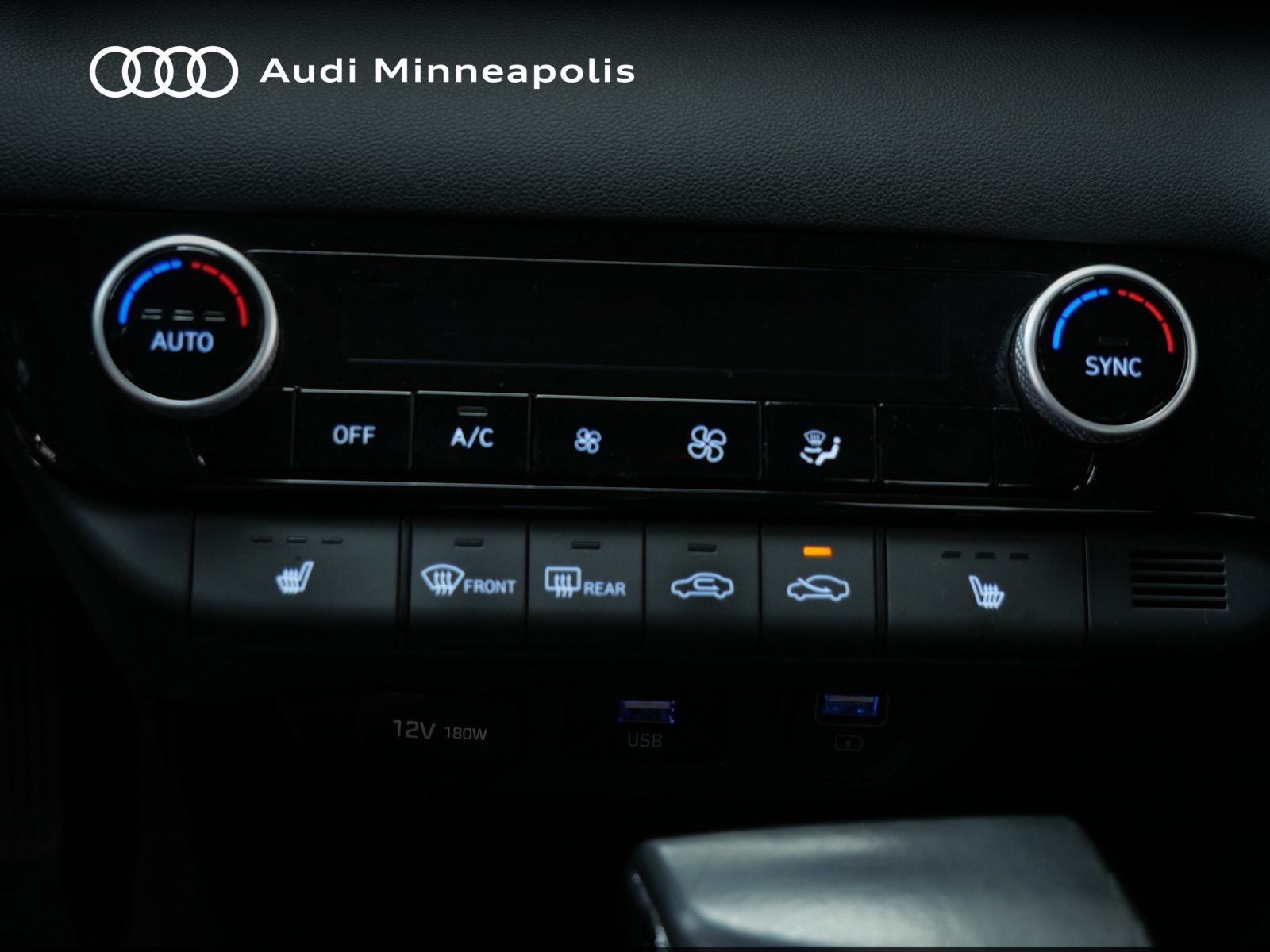 Thumbnail: 2022 Hyundai Elantra - 24