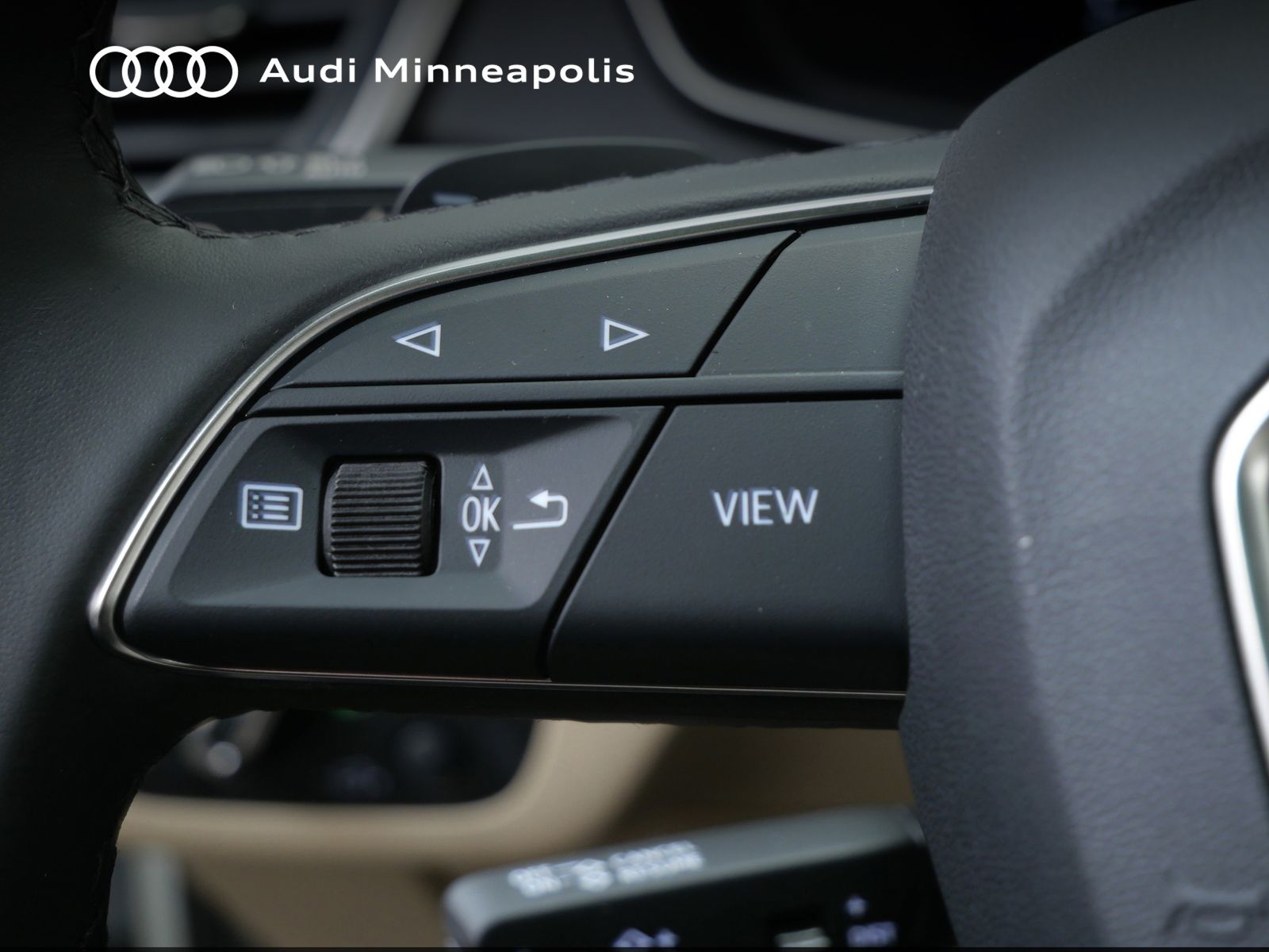 Thumbnail: 2023 Audi Q5 - 25