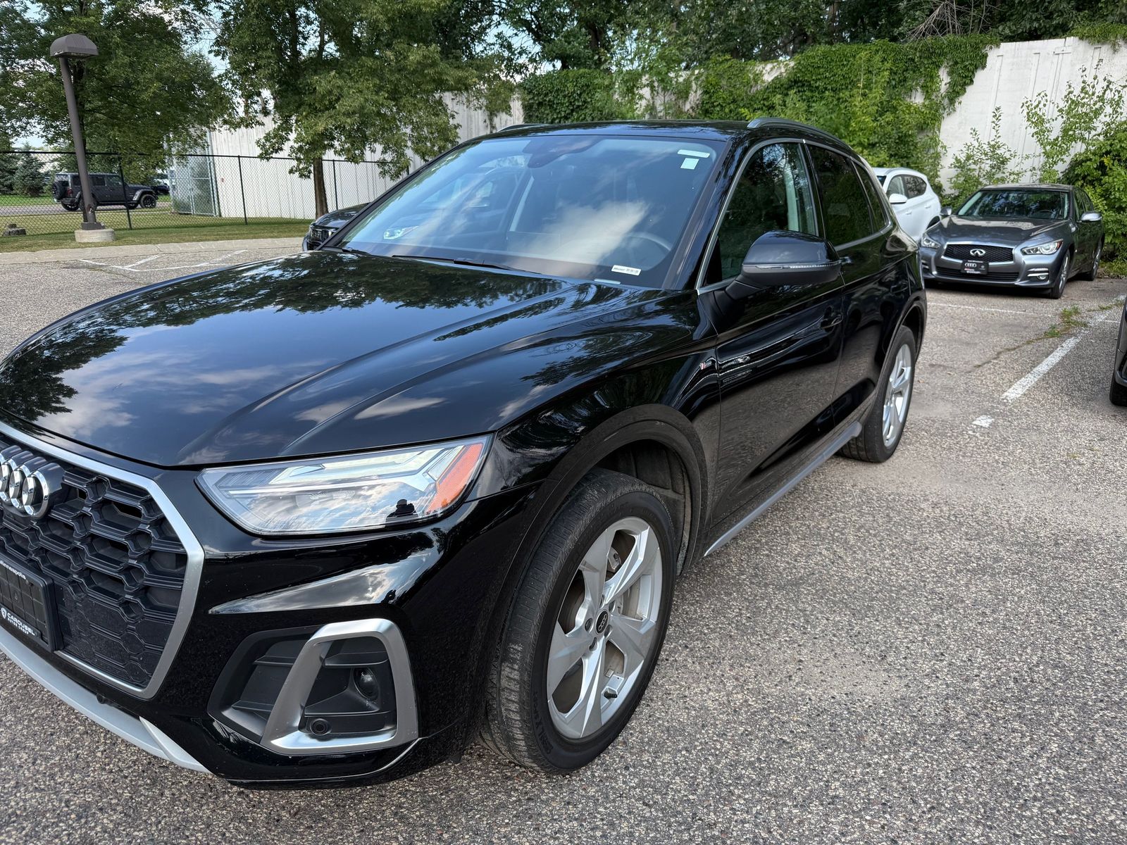 Thumbnail: 2023 Audi Q5 - 3
