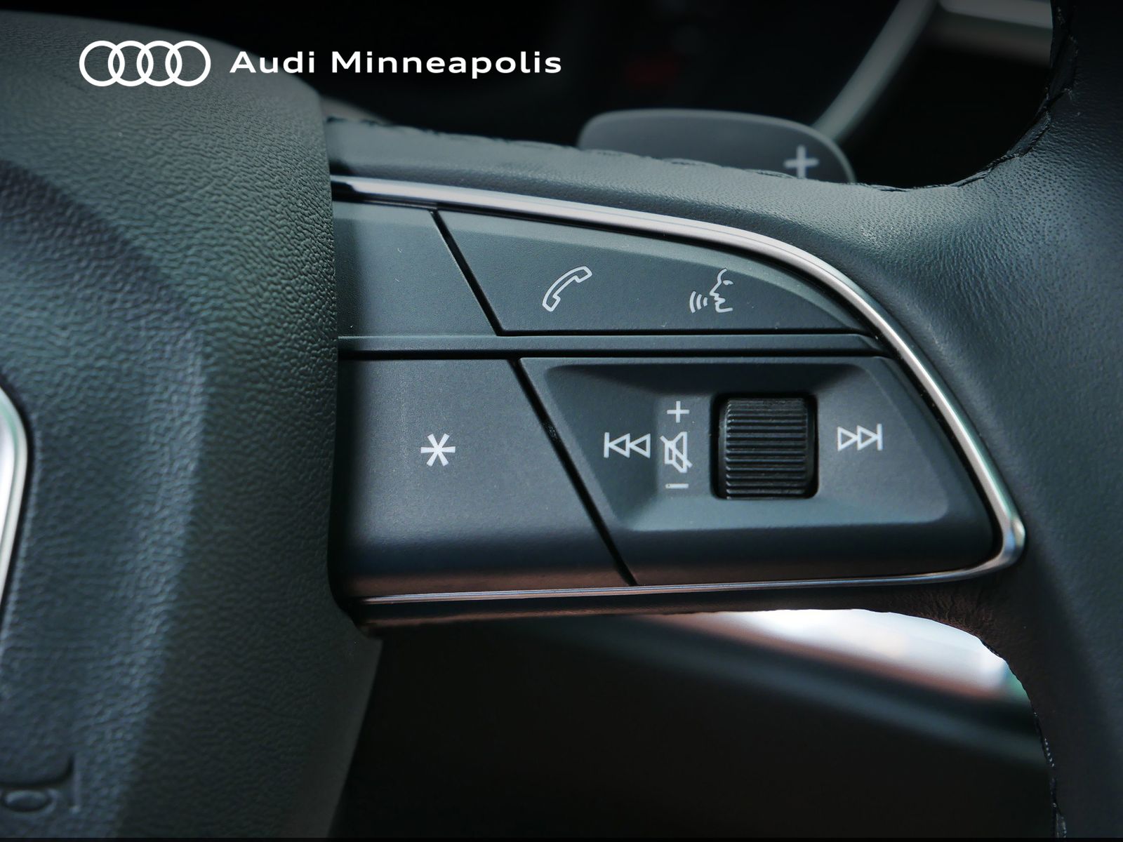 Thumbnail: 2025 Audi Q3 - 22