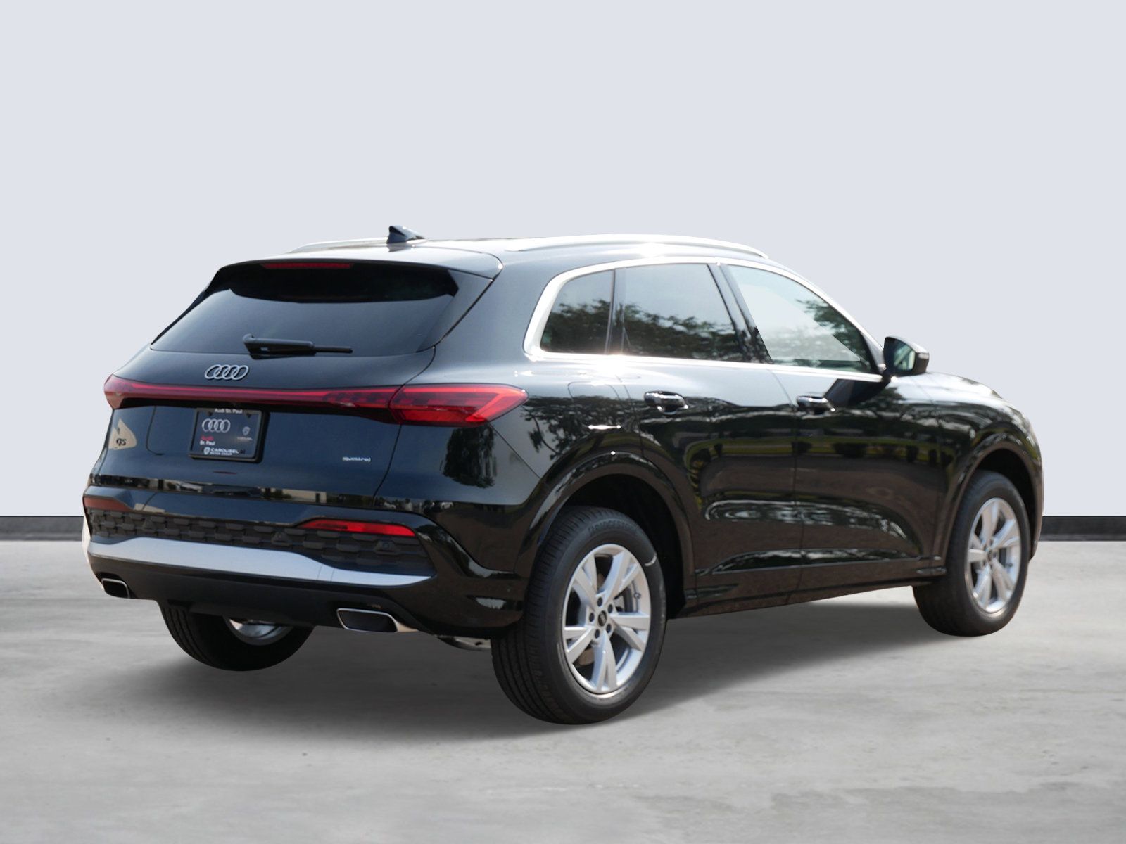 Thumbnail: 2025 Audi Q5 - 4