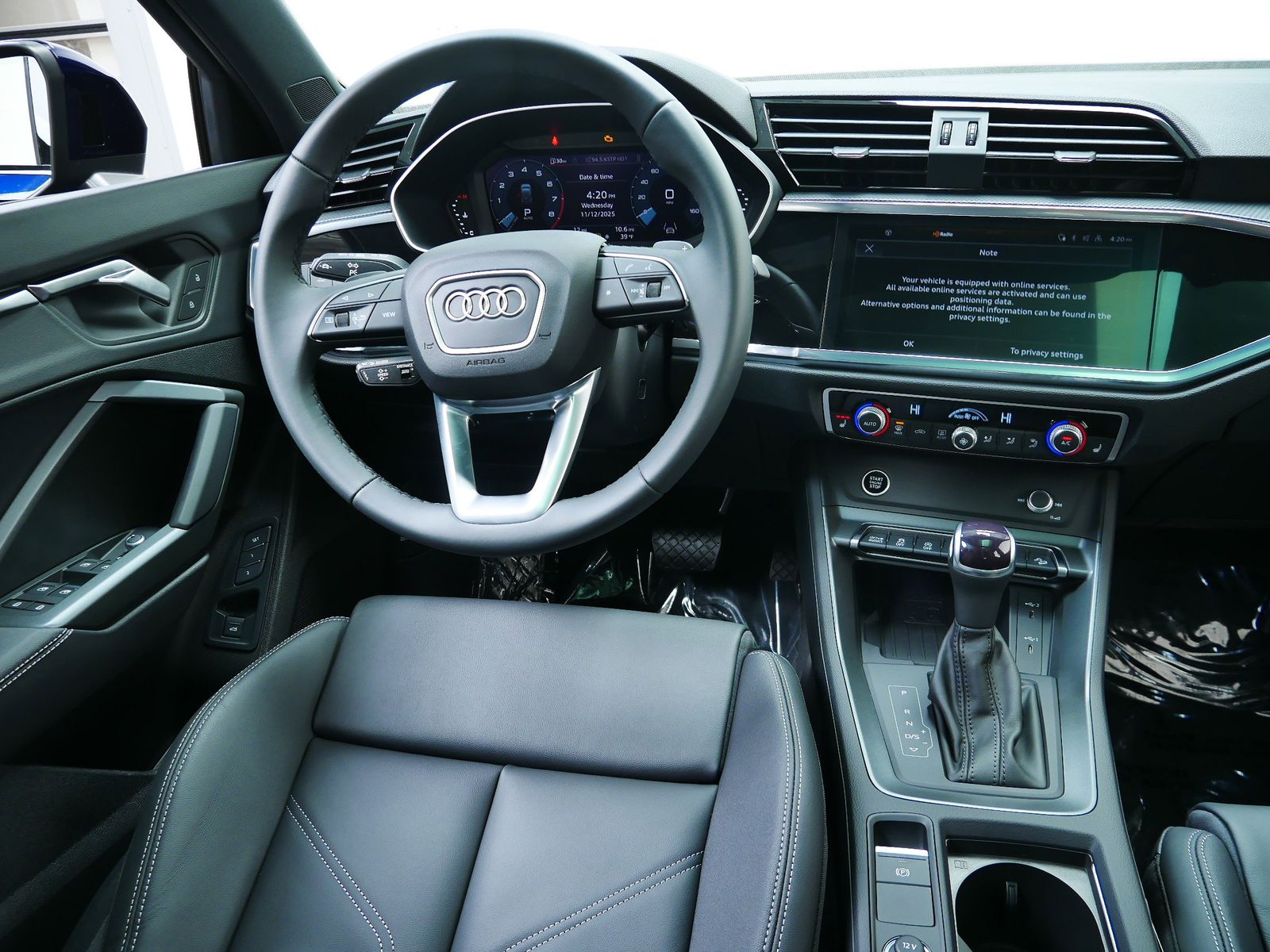 Thumbnail: 2025 Audi Q3 - 14