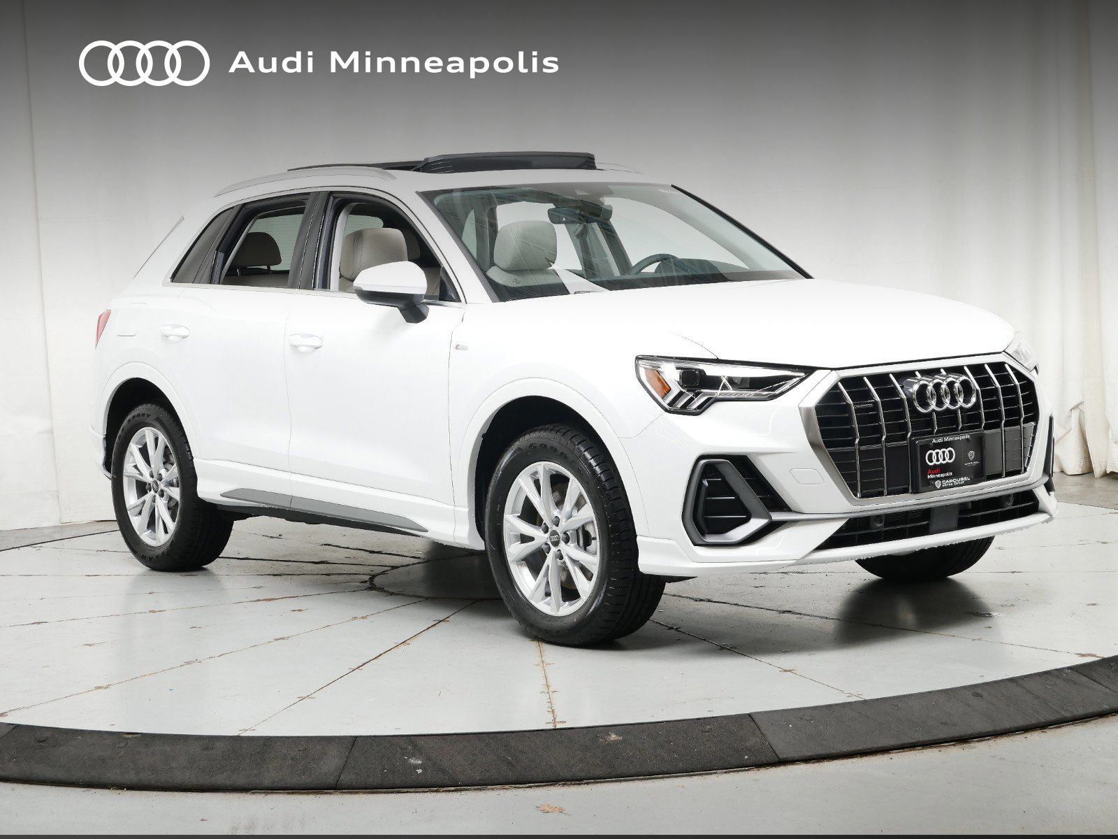 2024 Audi Q3 Premium 11