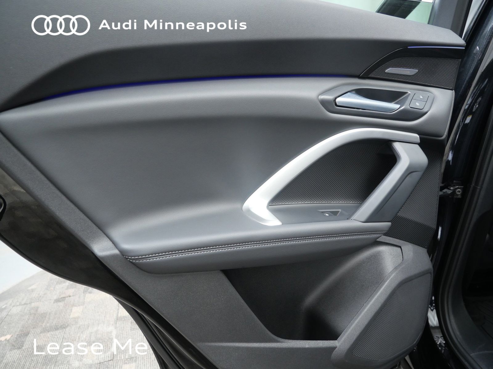 Thumbnail: 2025 Audi Q5 - 14