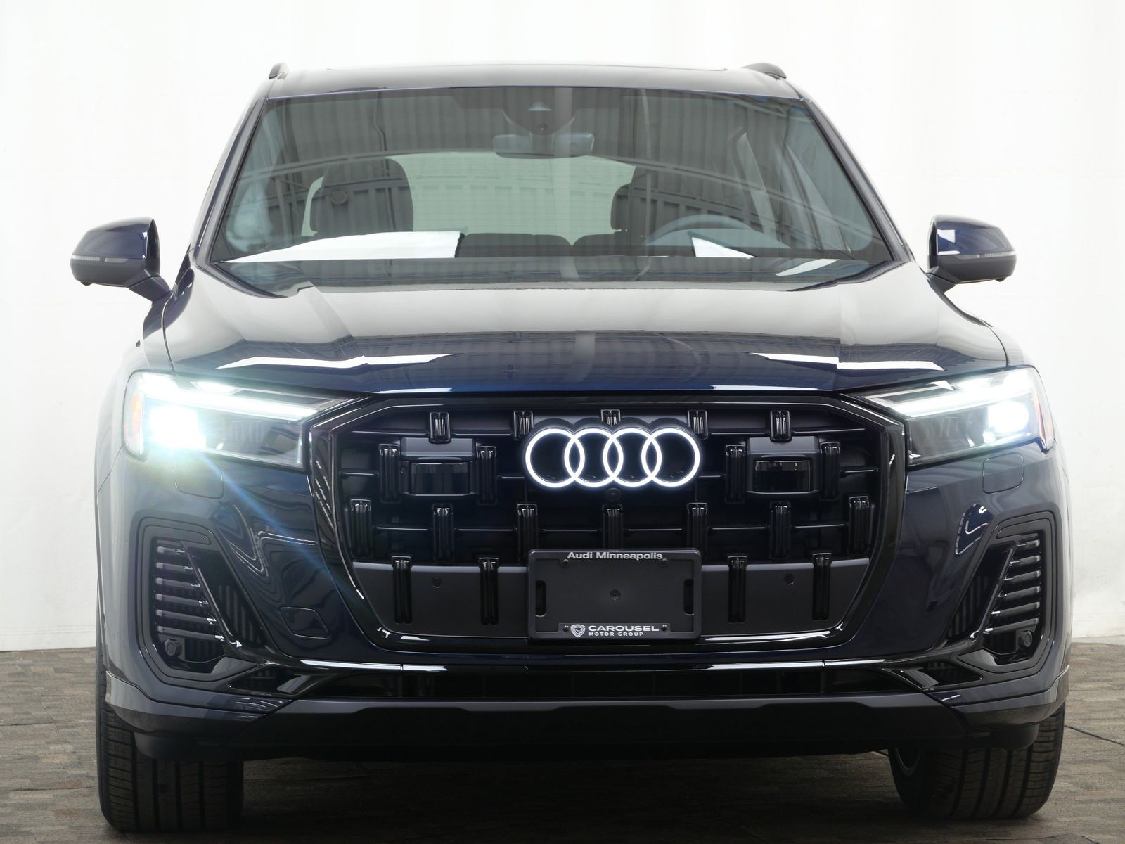Thumbnail: 2026 Audi Q7 - 9