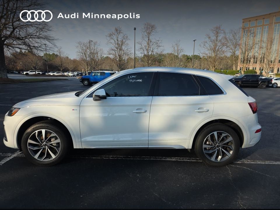 Thumbnail: 2023 Audi Q5 - 7