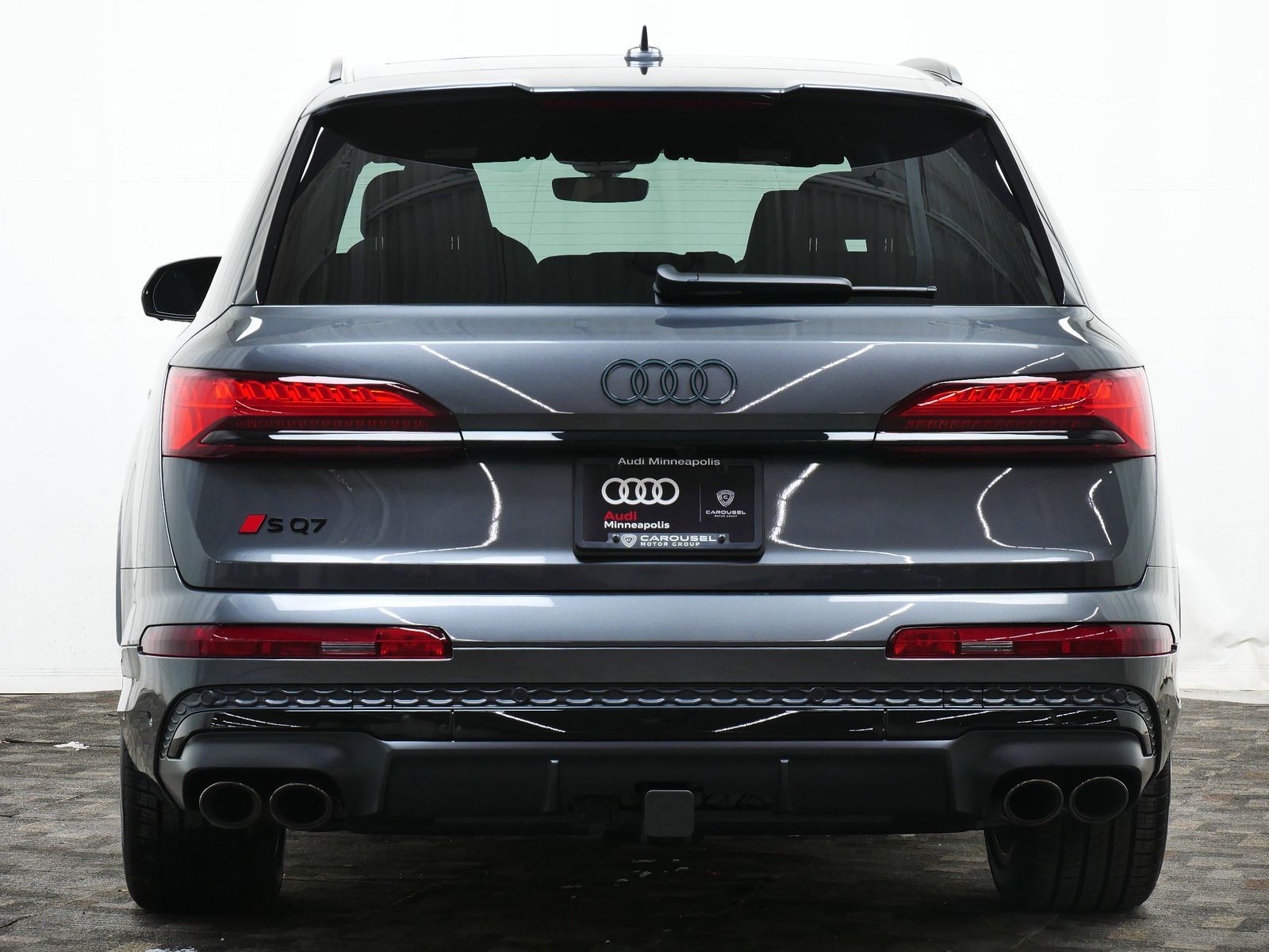 Thumbnail: 2026 Audi SQ7 - 5