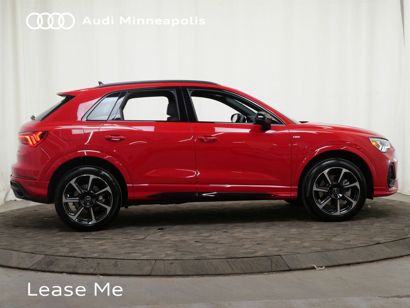 Thumbnail: 2025 Audi Q3 - 9