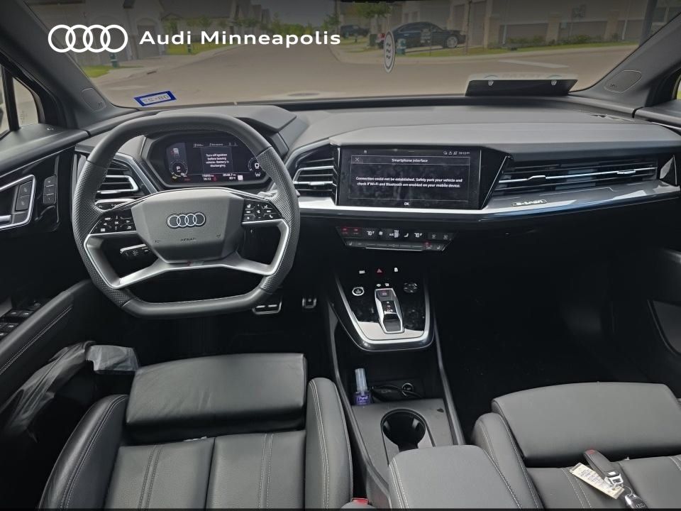 Thumbnail: 2025 Audi Q4 e-tron - 2