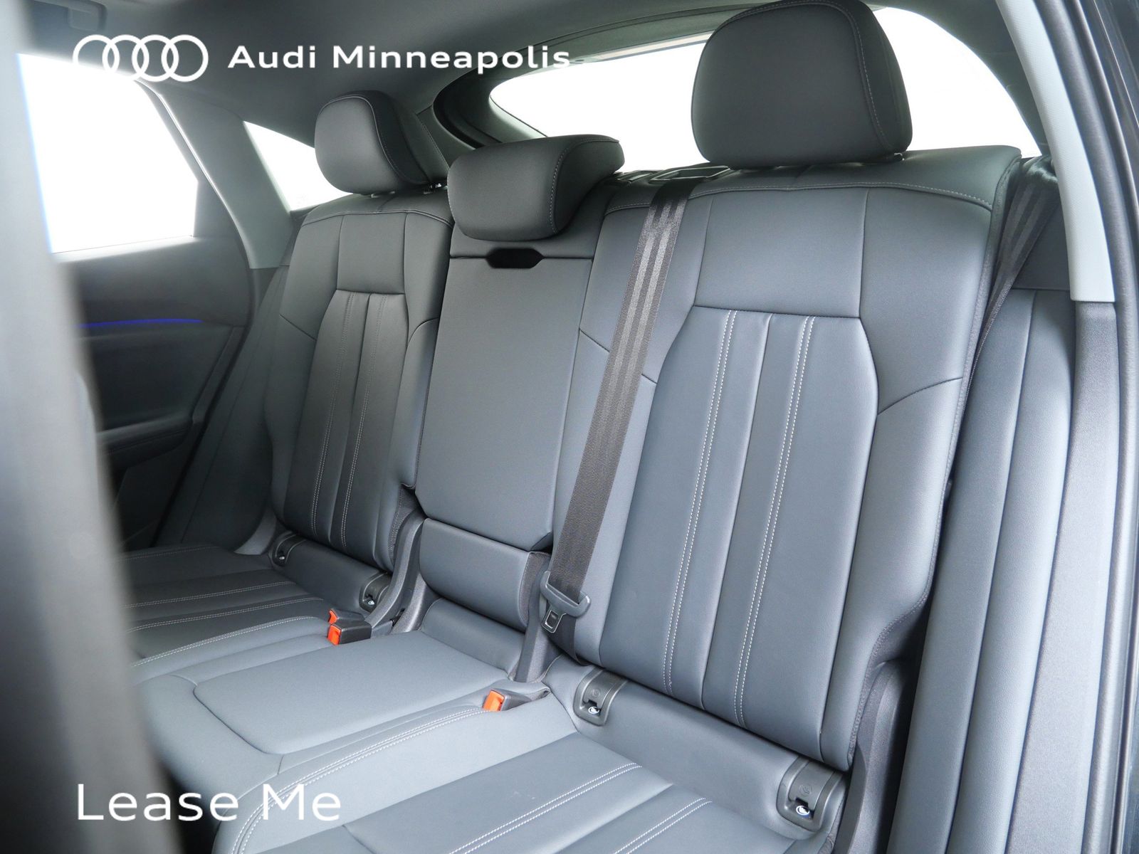 Thumbnail: 2025 Audi Q5 - 16