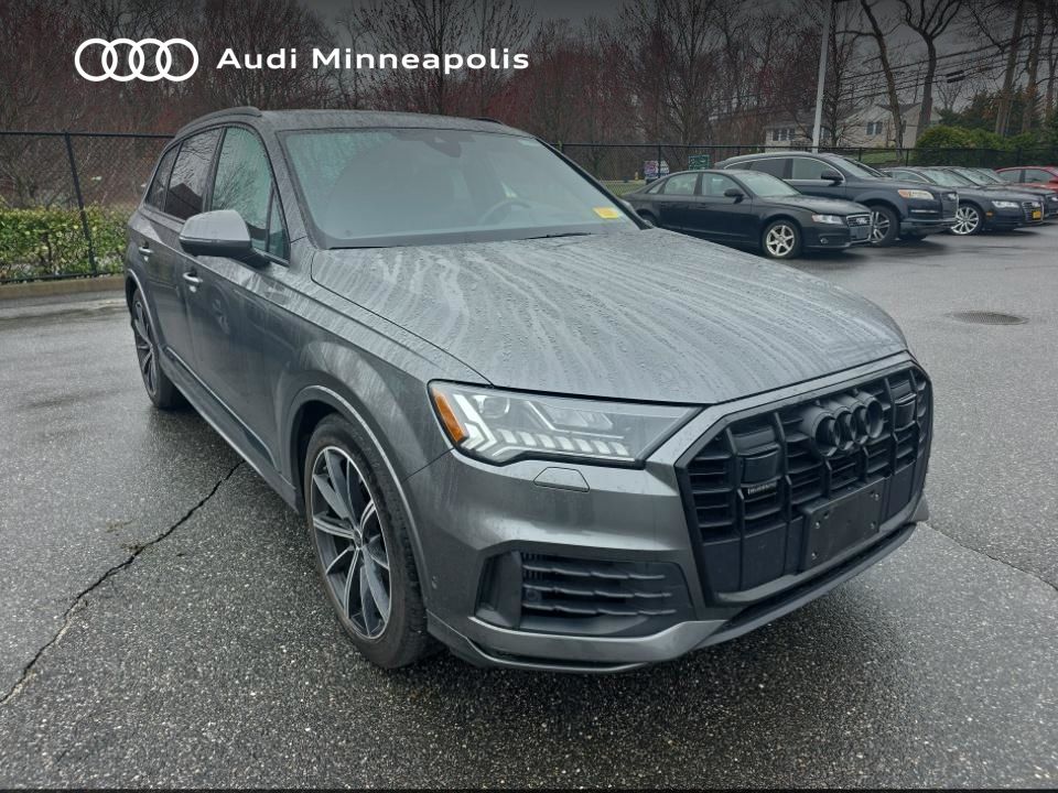 Thumbnail: 2023 Audi Q7 - 3
