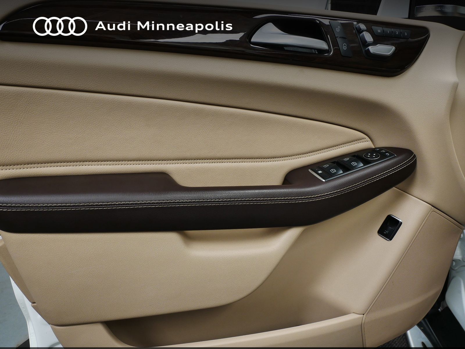 Thumbnail: 2016 Mercedes-Benz GLE - 11