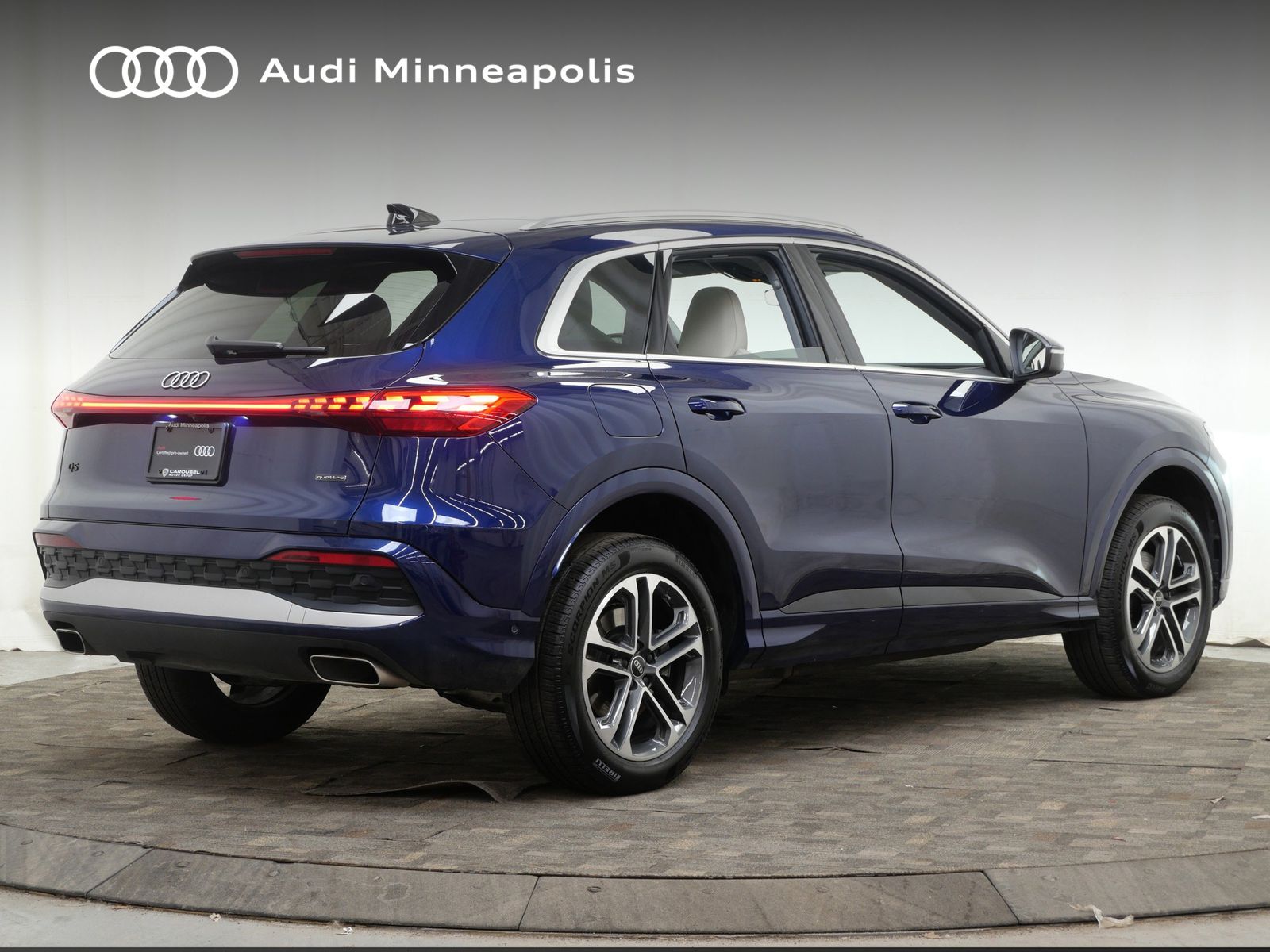 Thumbnail: 2025 Audi Q5 - 7