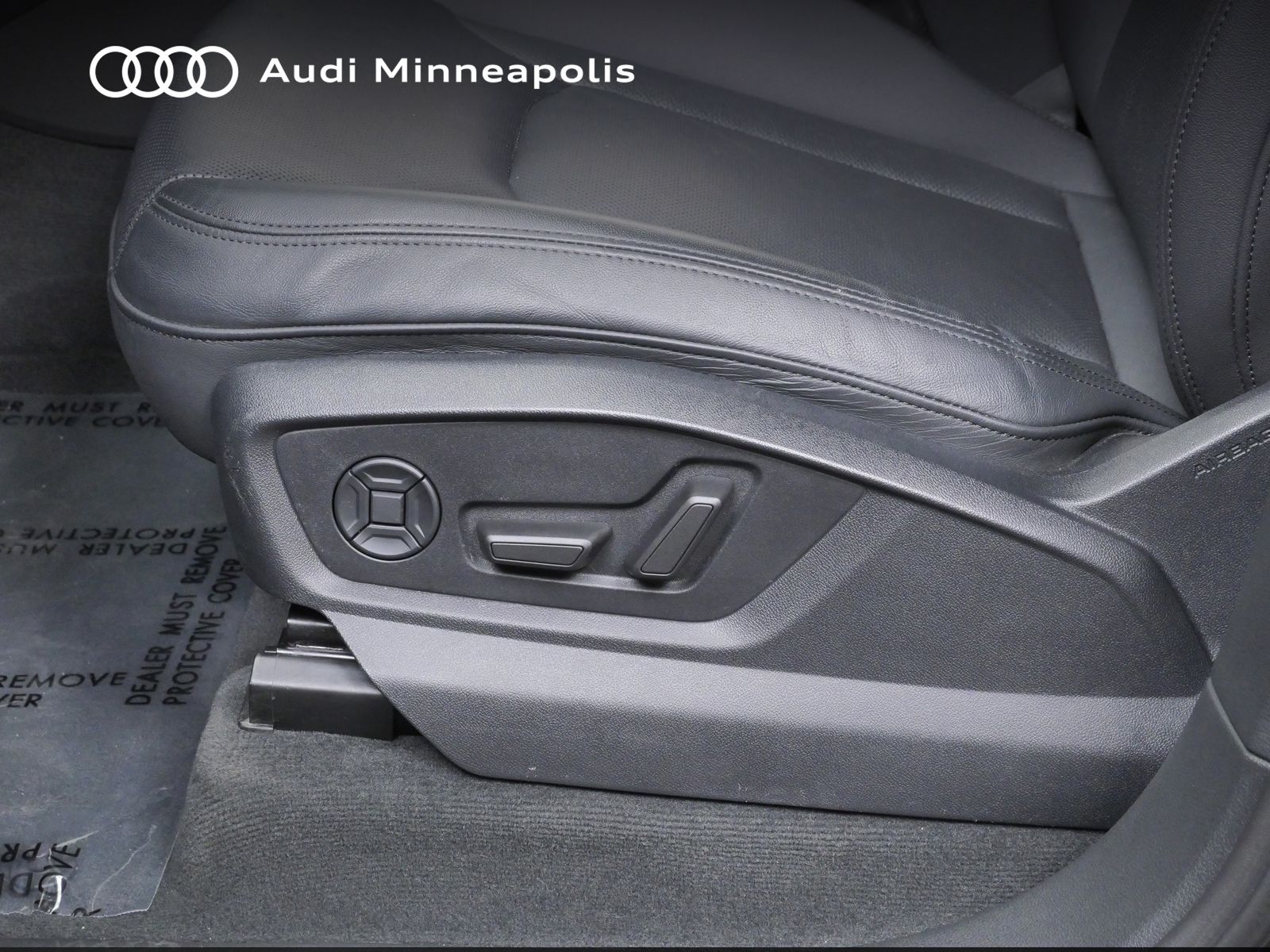 Thumbnail: 2023 Audi Q7 - 13