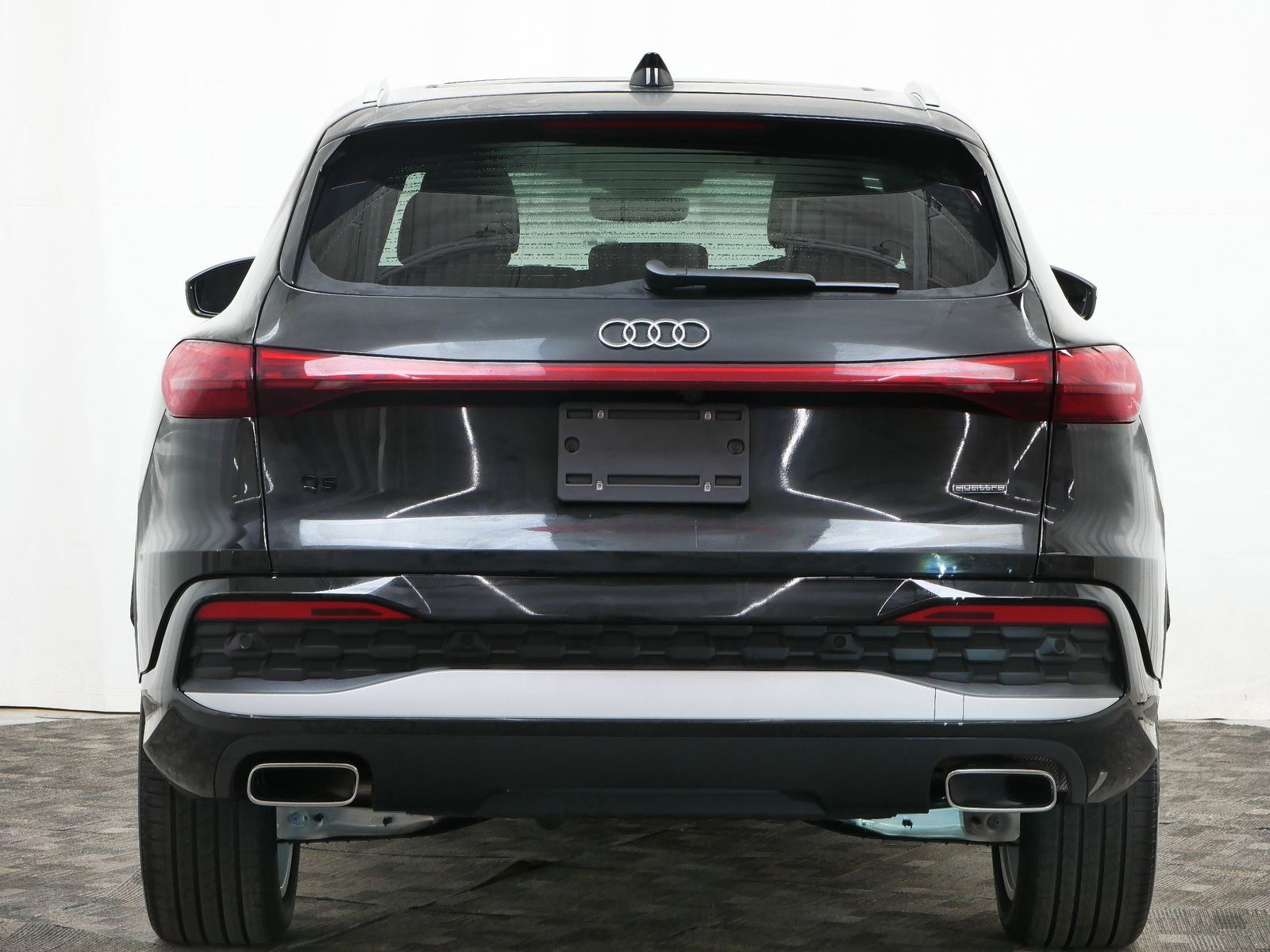 Thumbnail: 2025 Audi Q5 - 5