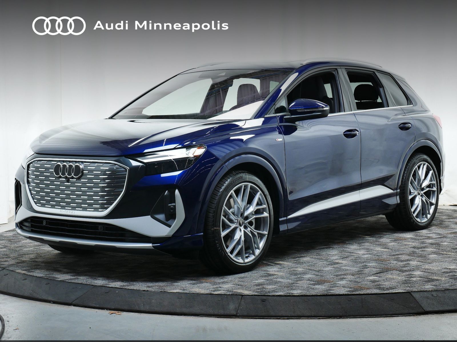 2025 Audi Q4 e-tron Premium Plus -
                  Golden Valley, MN