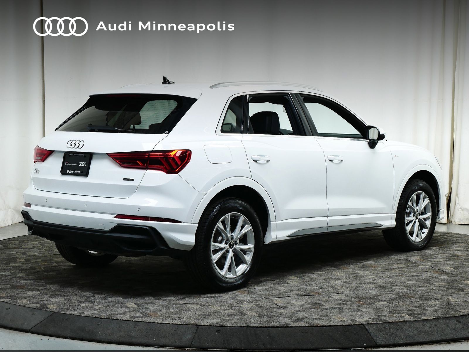 Thumbnail: 2025 Audi Q3 - 6