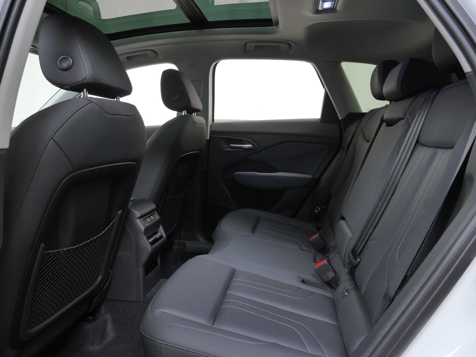 Thumbnail: 2026 Audi Q3 - 13