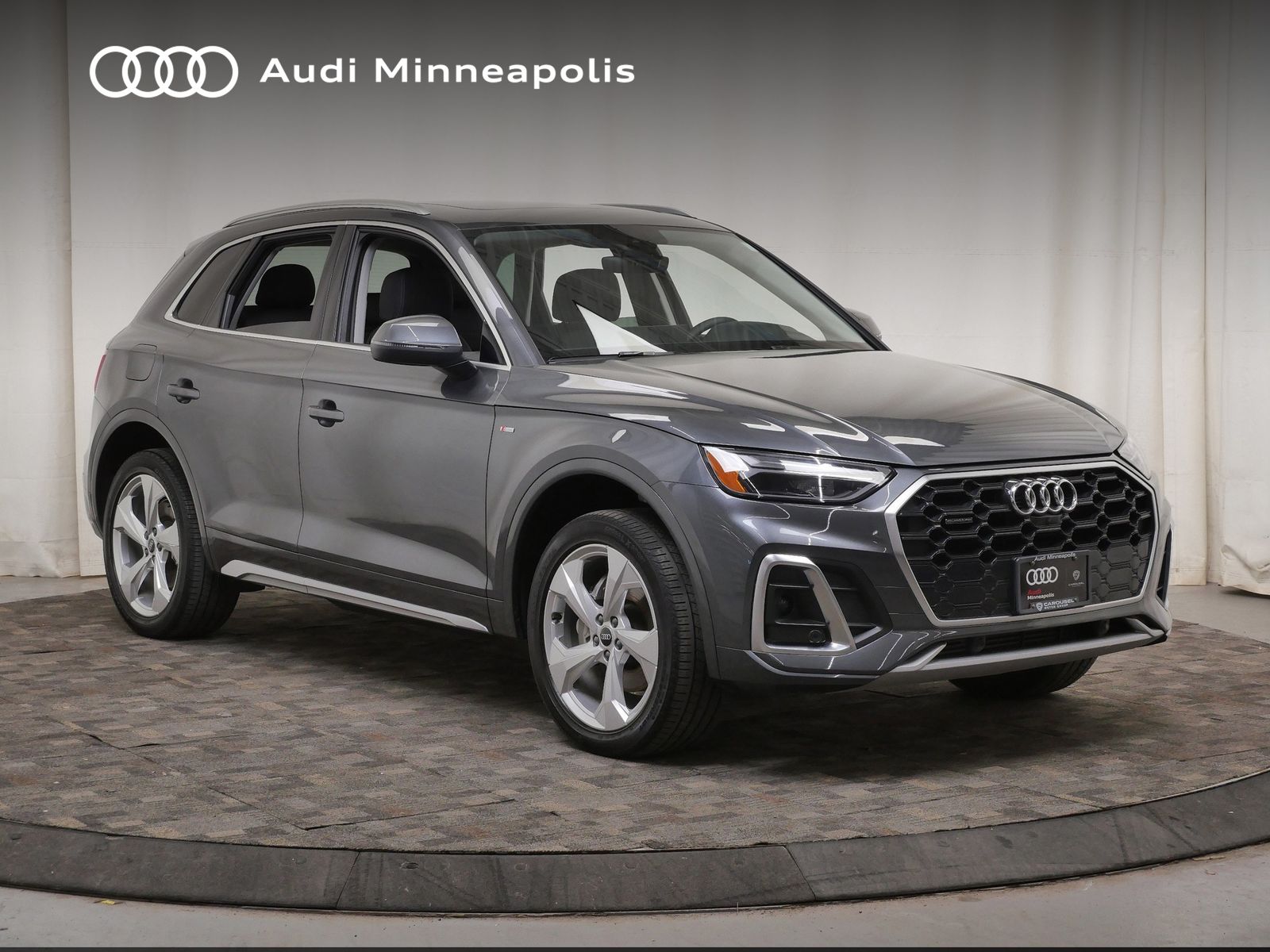 Thumbnail: 2023 Audi Q5 - 11