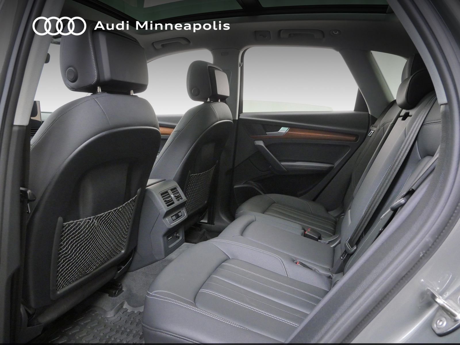 Thumbnail: 2023 Audi Q5 - 16