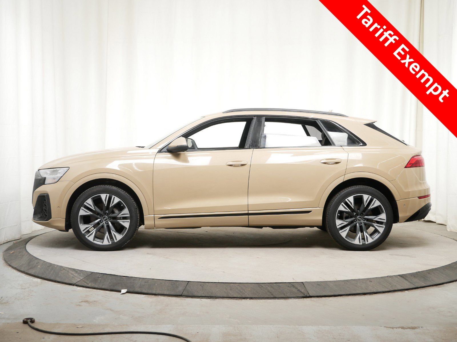 2025 Audi Q8 55 Prestige photo 3