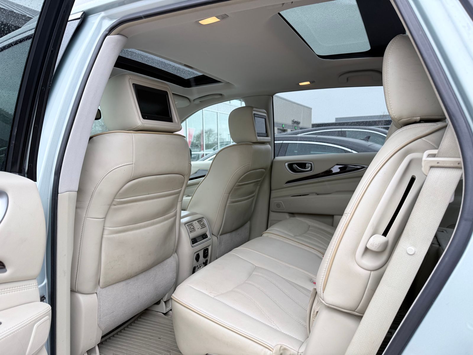 Thumbnail: 2013 INFINITI JX35 - 10