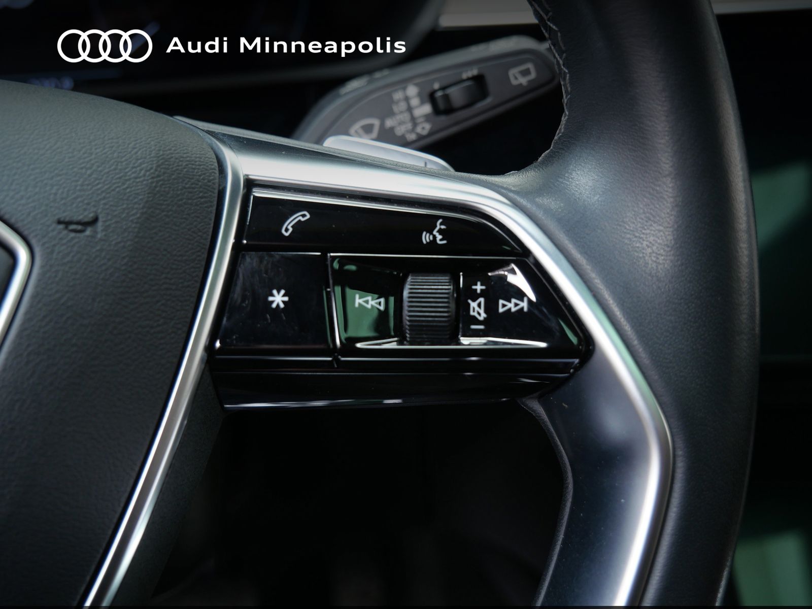 Thumbnail: 2024 Audi Q8 e-tron - 23