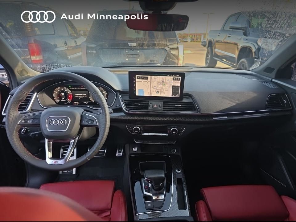 Thumbnail: 2023 Audi SQ5 - 2