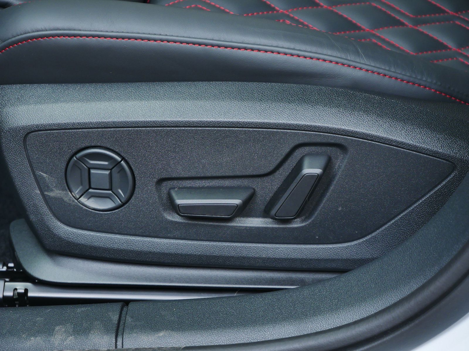 Thumbnail: 2026 Audi S3 - 11