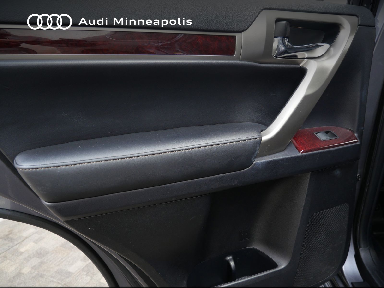 Thumbnail: 2015 Lexus GX - 14