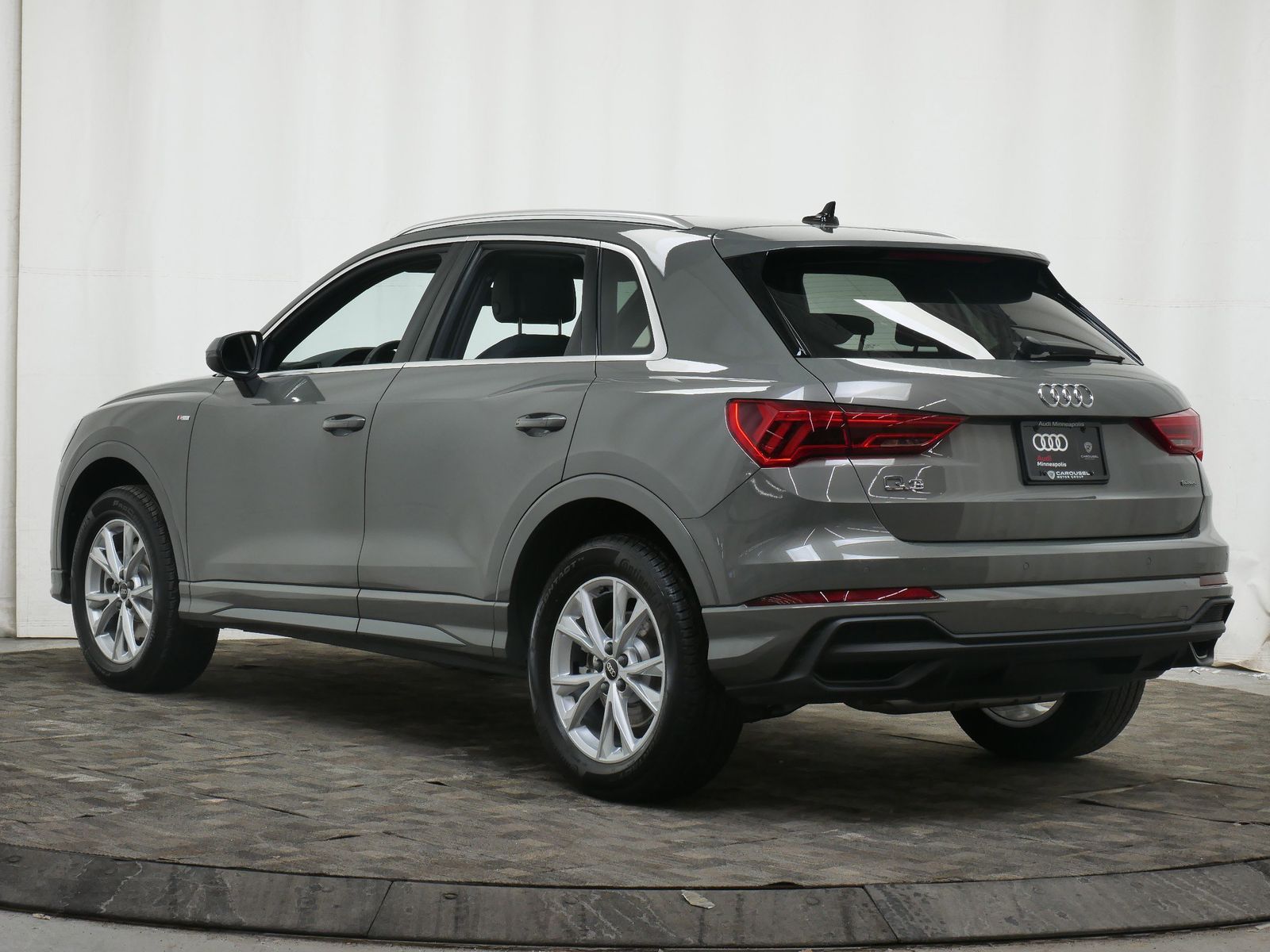 Thumbnail: 2025 Audi Q3 - 4