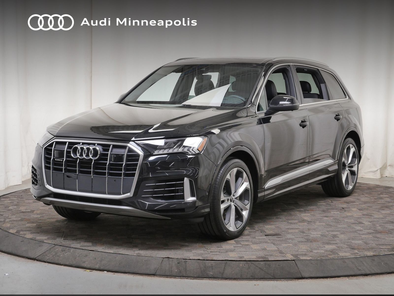 Thumbnail: 2023 Audi Q7 - 1