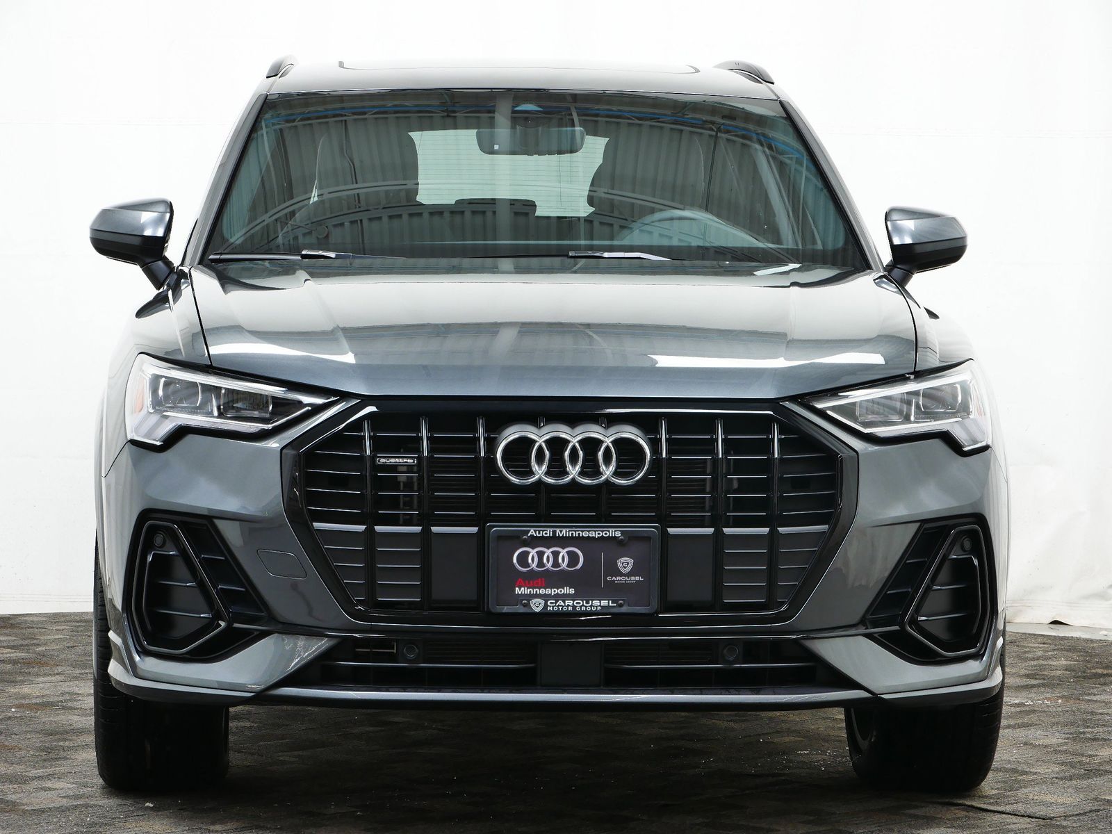 Thumbnail: 2025 Audi Q3 - 9