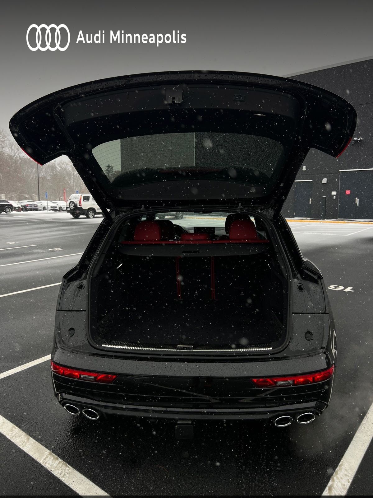 Thumbnail: 2023 Audi SQ5 - 13