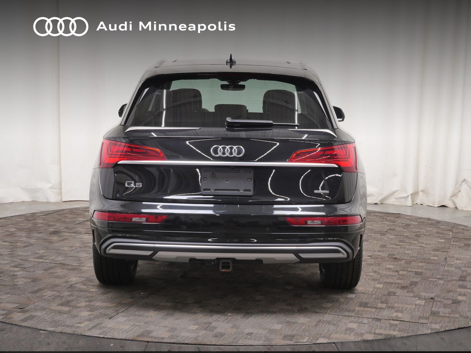 Thumbnail: 2021 Audi Q5 - 6