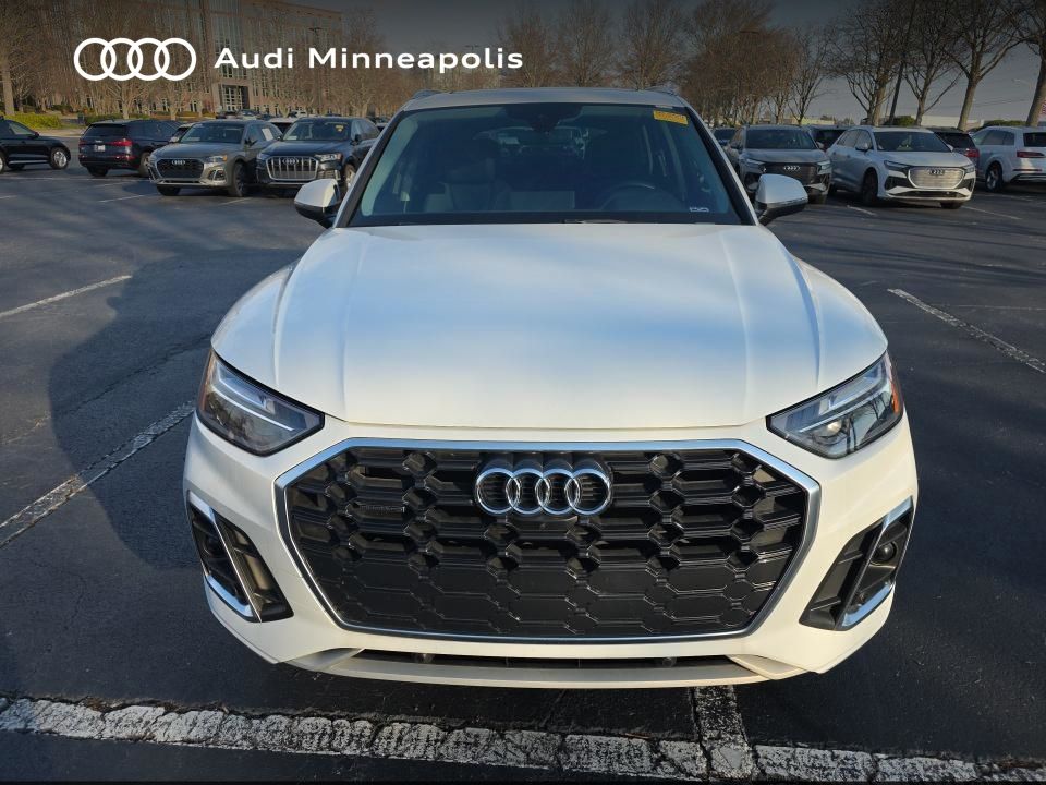 Thumbnail: 2023 Audi Q5 - 9