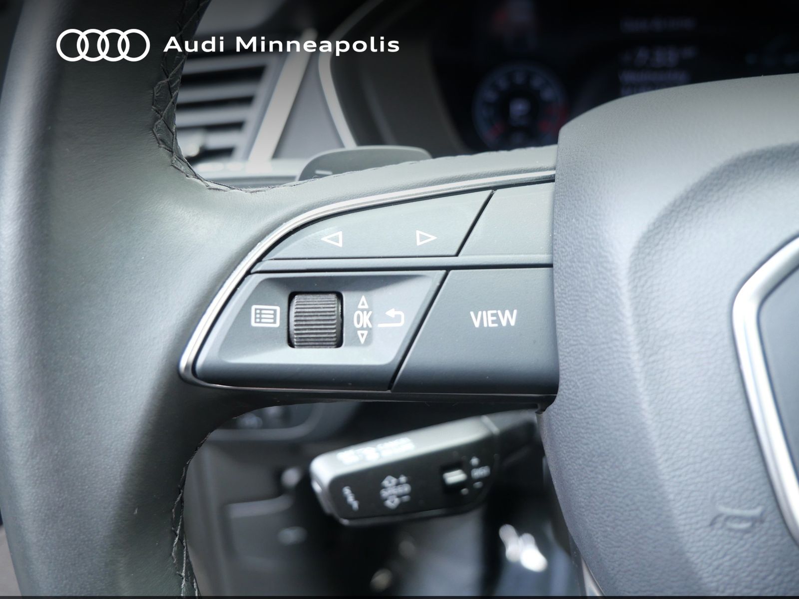 Thumbnail: 2023 Audi Q5 - 25