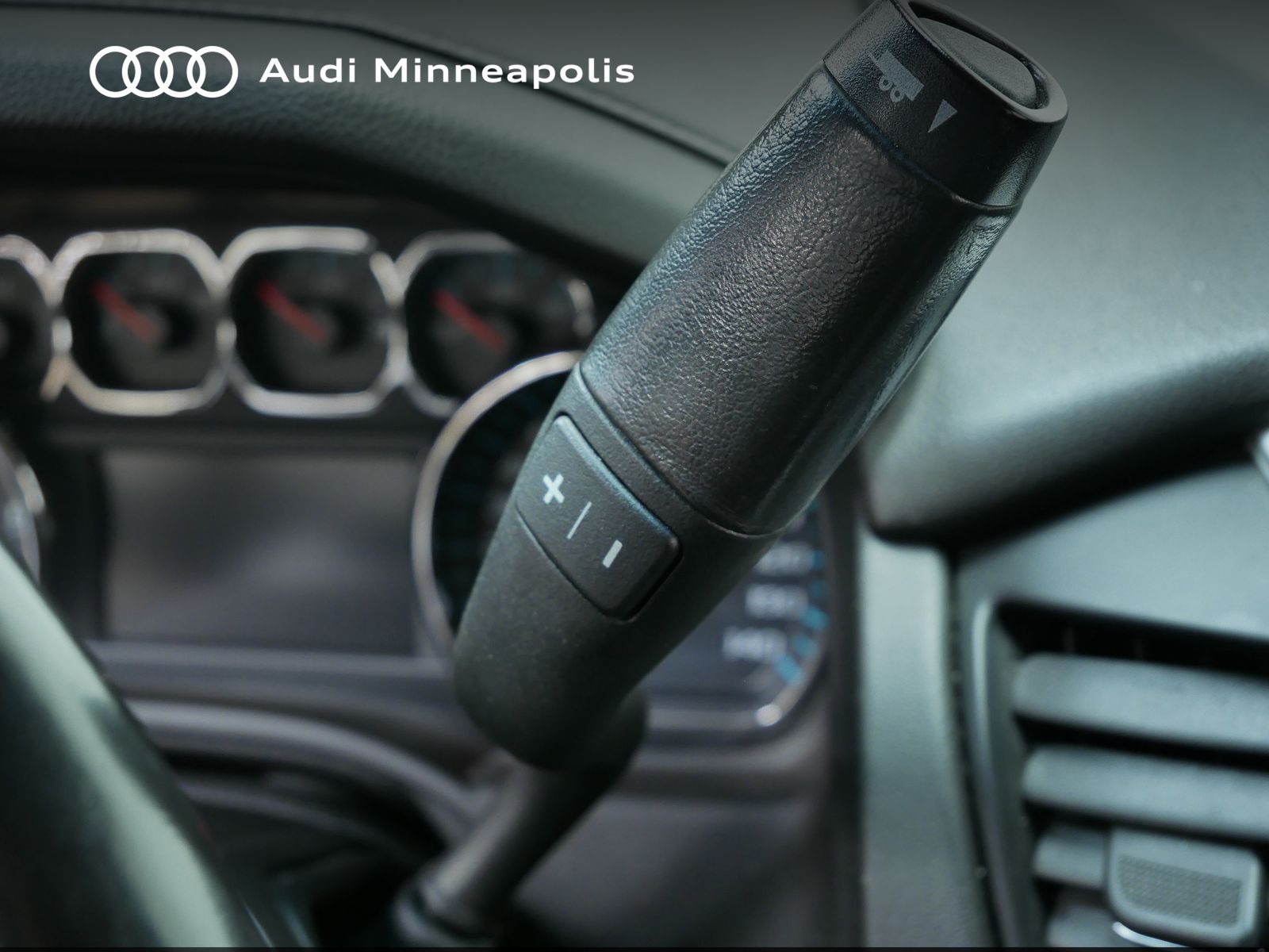 Thumbnail: 2018 GMC Yukon - 24