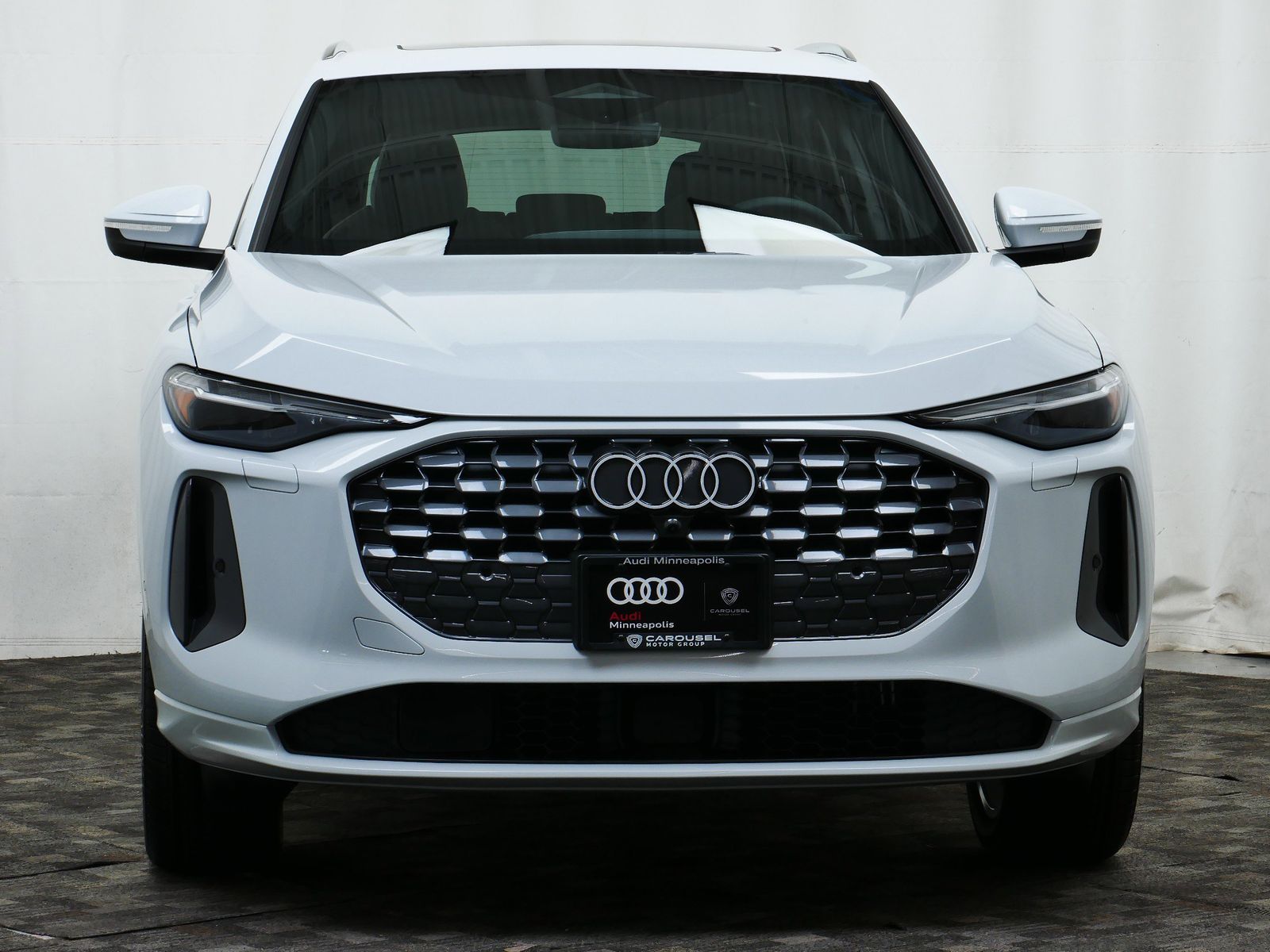 Thumbnail: 2025 Audi Q5 - 9