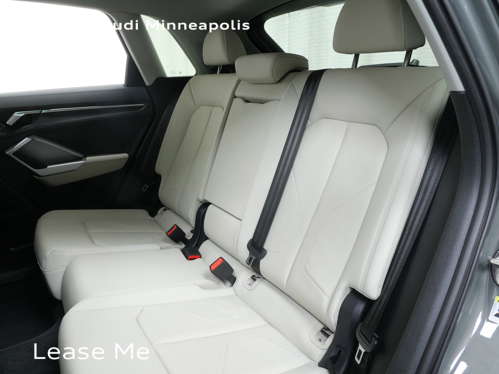 Thumbnail: 2025 Audi Q3 - 16