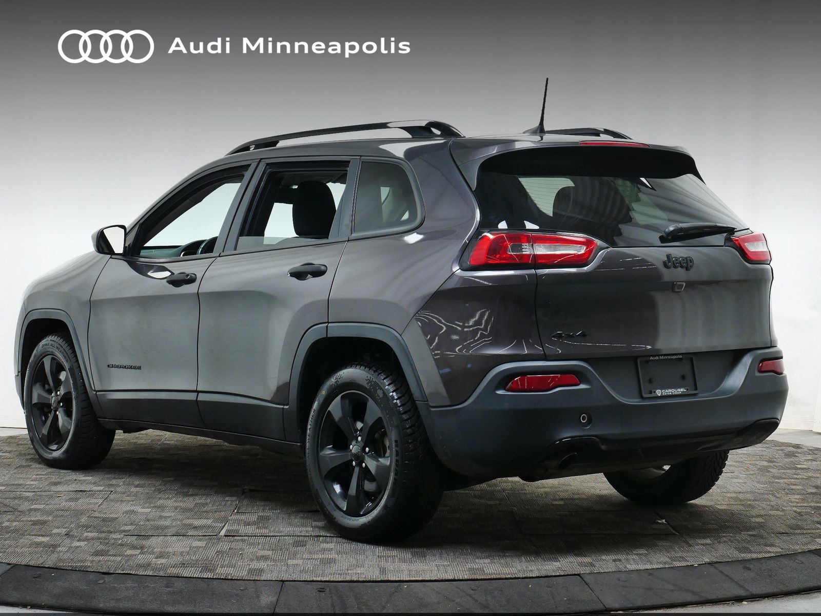 Thumbnail: 2016 Jeep Cherokee - 4