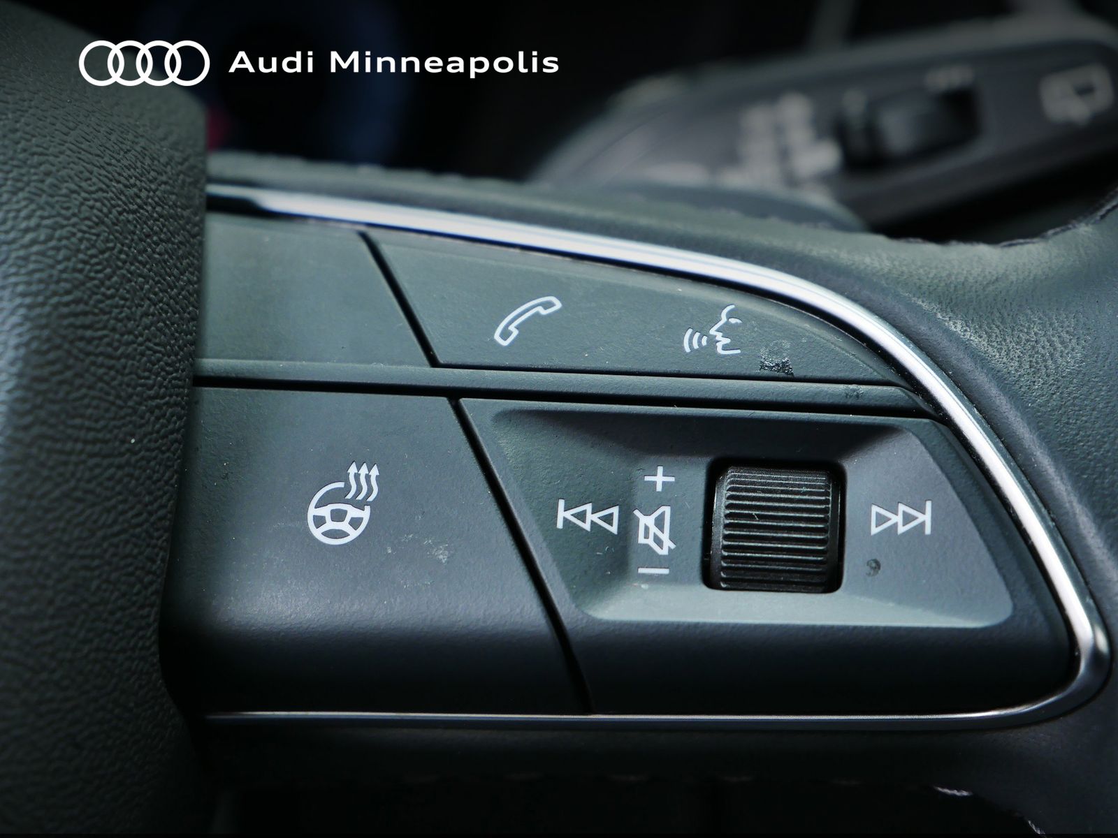 Thumbnail: 2023 Audi Q5 - 22