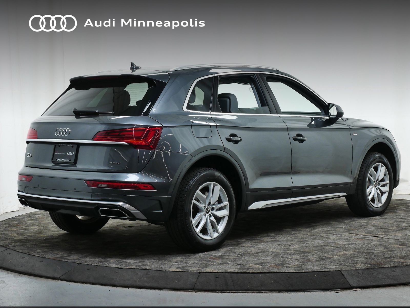 Thumbnail: 2022 Audi Q5 - 8