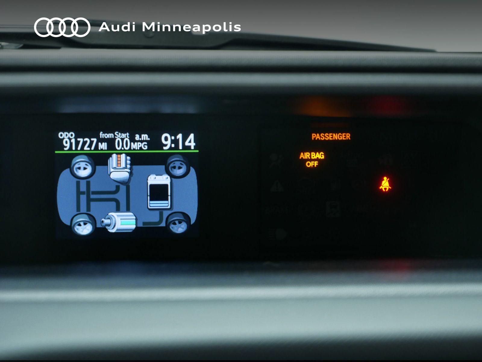 Thumbnail: 2015 Toyota Prius c - 26