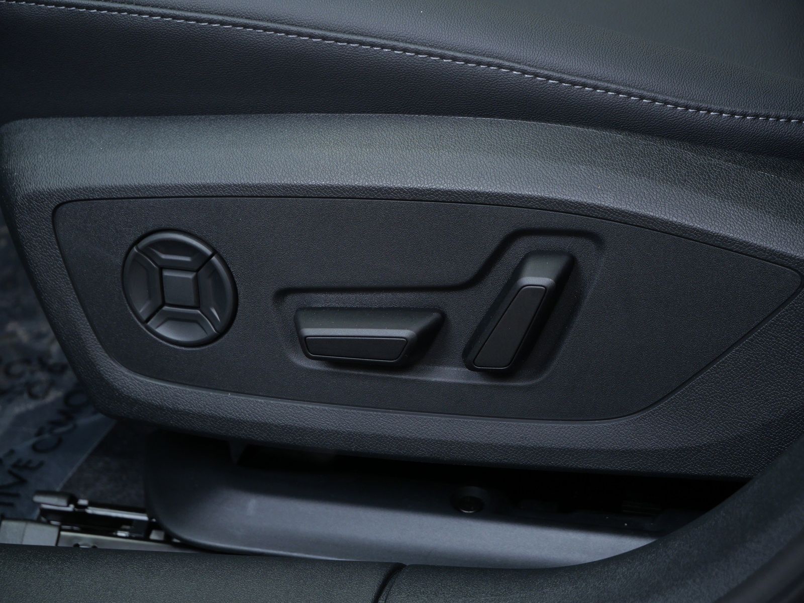 Thumbnail: 2025 Audi A5 - 11